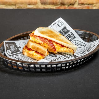 Pimento & Bacon Sandwich Meal