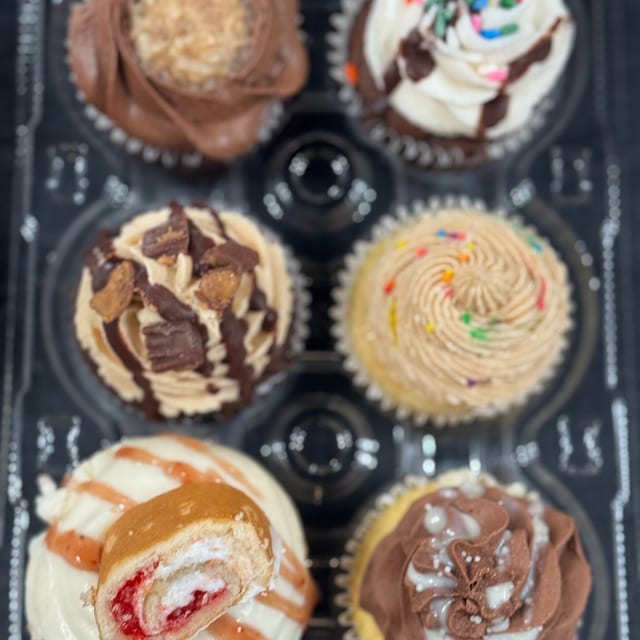 Cupcake 6 pack.